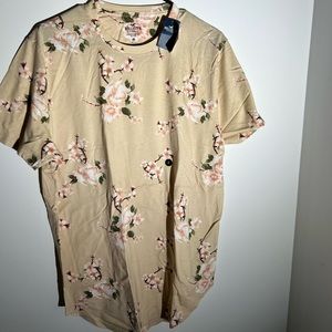 Hollister Mens Large T Shirt New with Tag Sakura Cherry Blossom